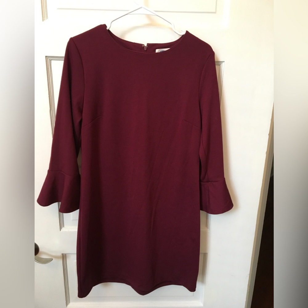Old Navy Burgundy Bell-Sleeve Shift Dress